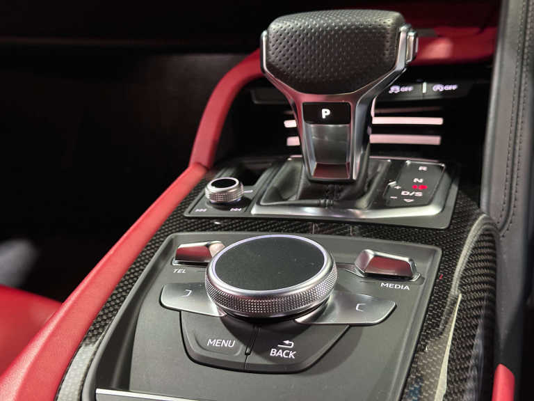 2020 Audi R8 5.2 FSI V10 Quattro Perform Carbon Bk 2dr S Tronic COUPE PETROL Automatic