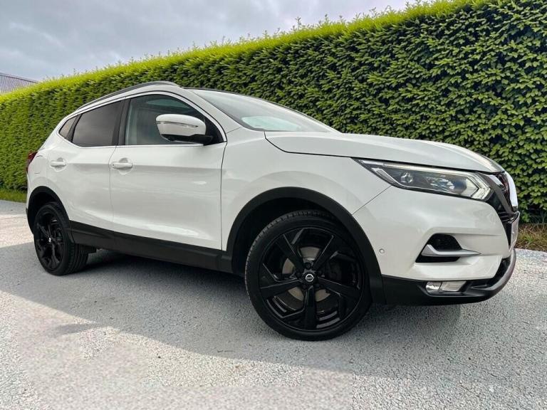 2017 Nissan Qashqai 1.5 dCi Tekna 5dr HATCHBACK Diesel Manual