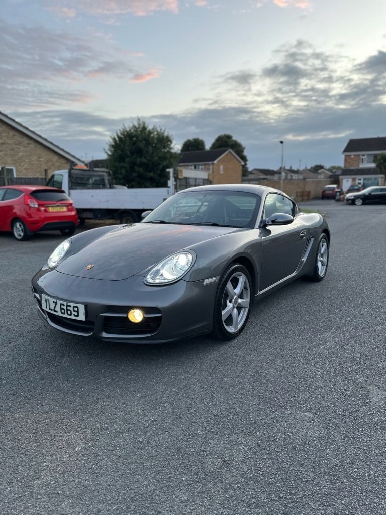 Porsche CAYMAN, 2008, Manual, Grey, excellent spec with new clutch, carplay head unit, new tyres etc