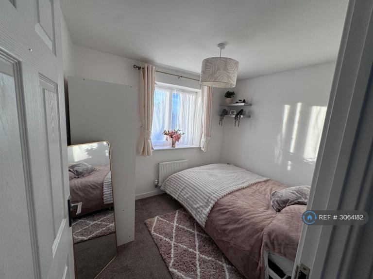 1 bedroom in Halcrow Avenue, Dartford, DA1 (#3064182)