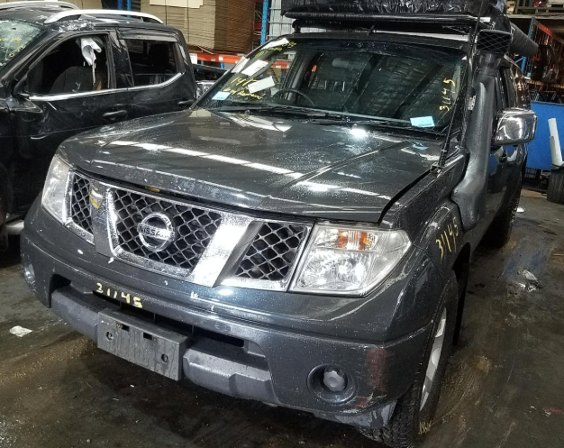 Nissan Navara breaking 08 plate all parts available euro 5 