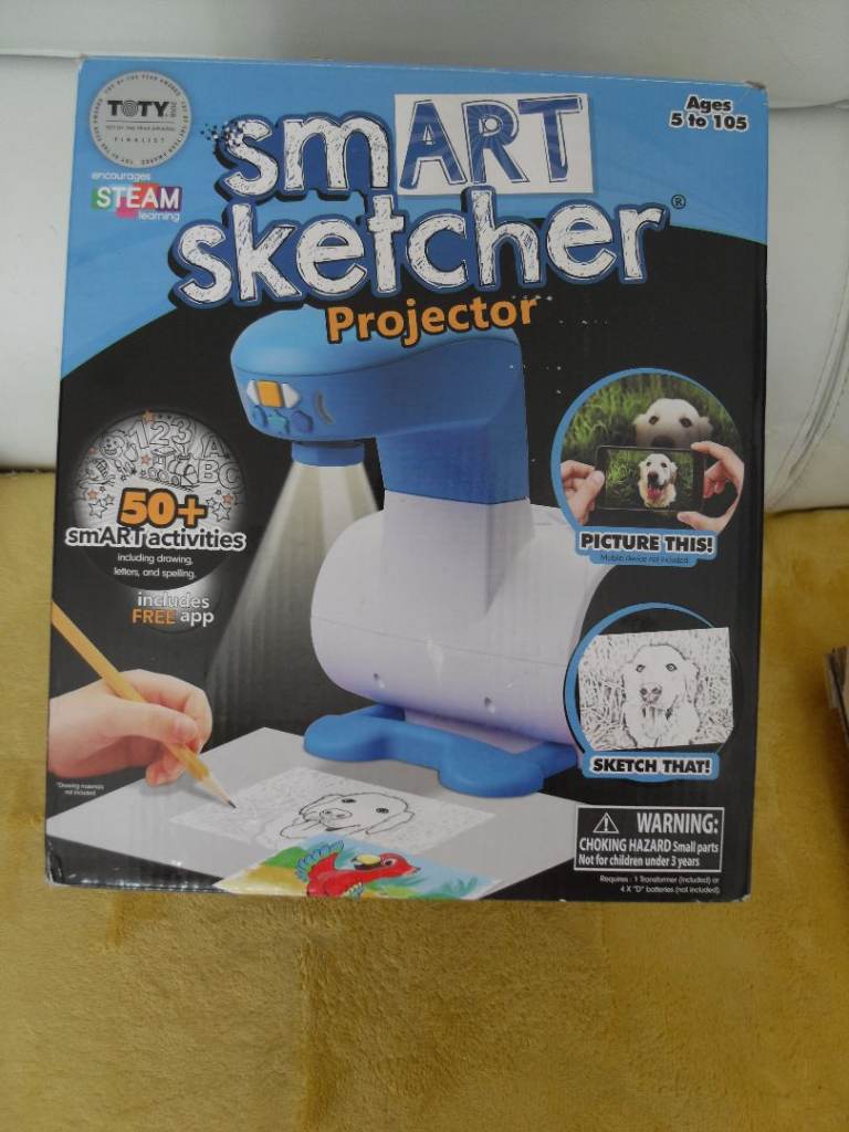 SmART Sketcher Projector 2.0 Tracing Drawing Set   Like-New