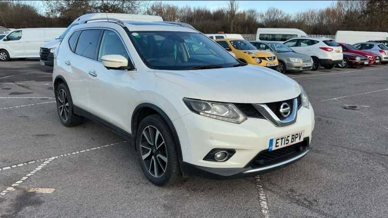 2015 NISSAN X-TRAIL AUTO 7 sates