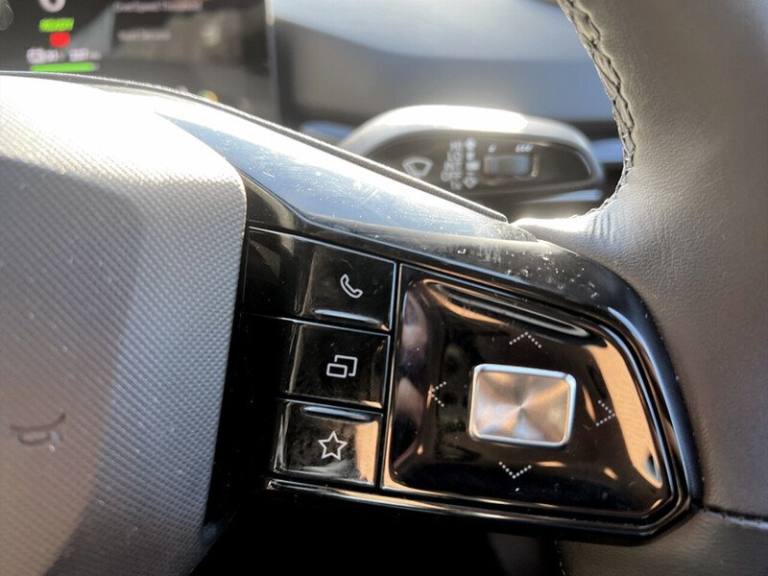 2023 MG MG4 SE Long Range Hatchback Electric Automatic