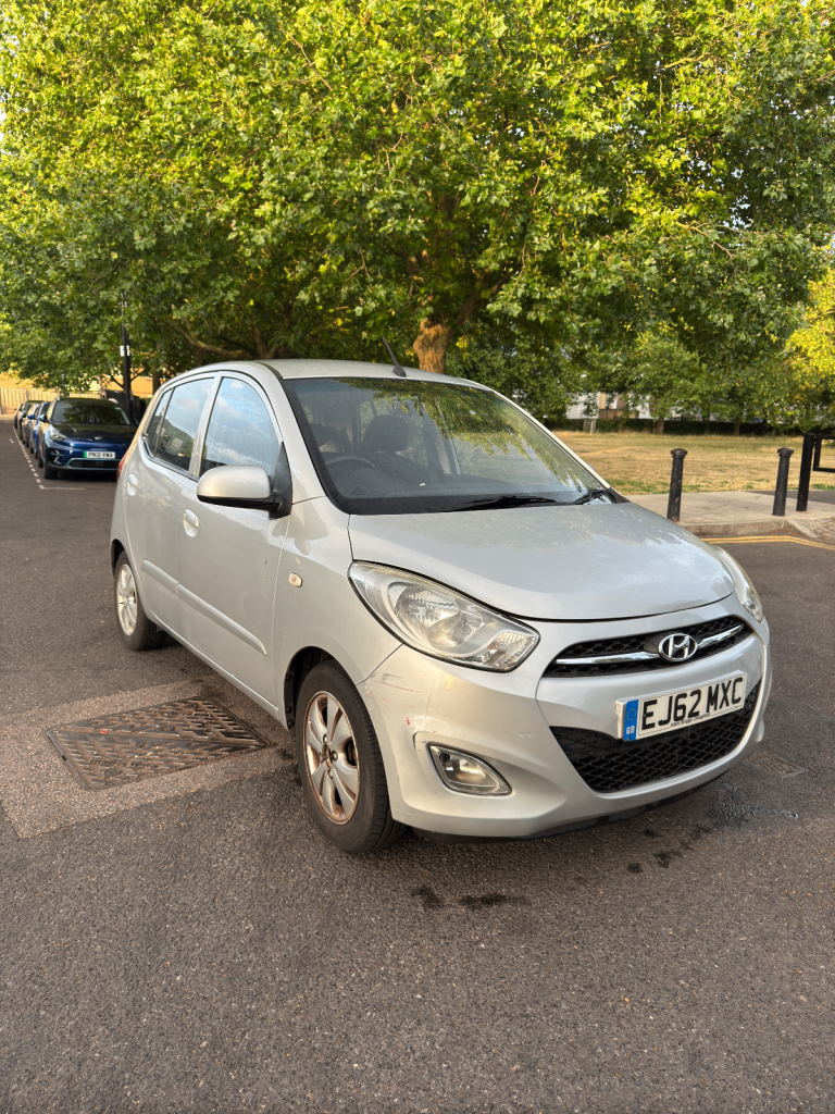 2012 62 Hyundai i10 1.2 5-Door £20 Tax Silver ULEZ free