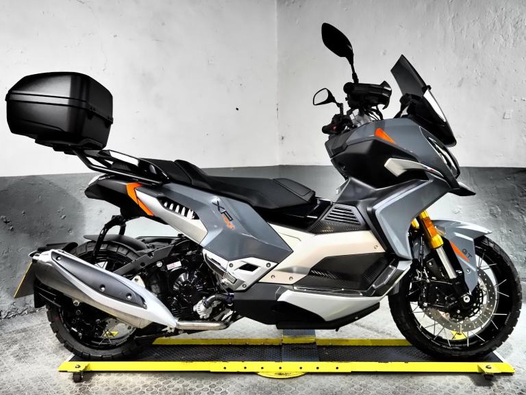 2024 Peugeot XP 400 GT Super scooter adventure type 2k miles topcase stunning