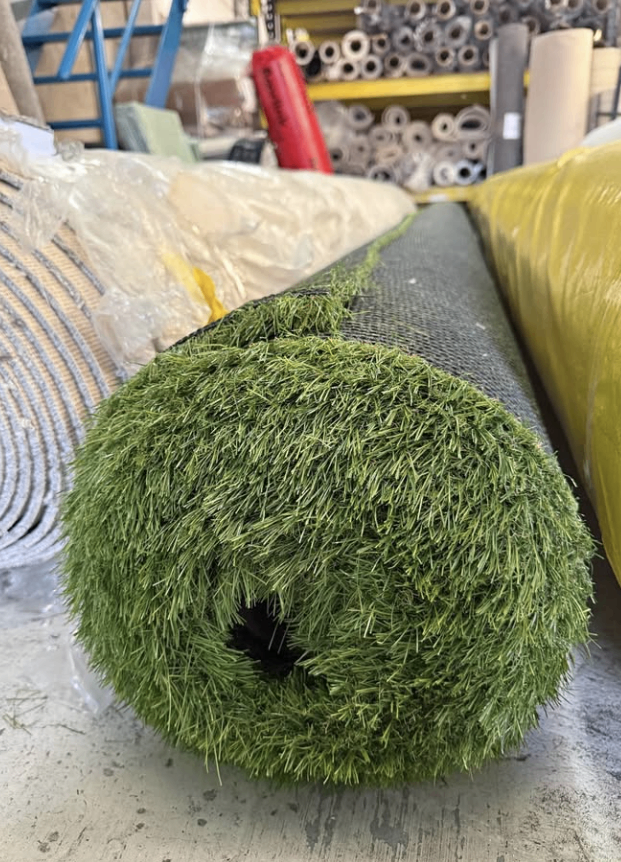 Large Roll of Artificial Grass / Astro Turf - NEW Free Delivery