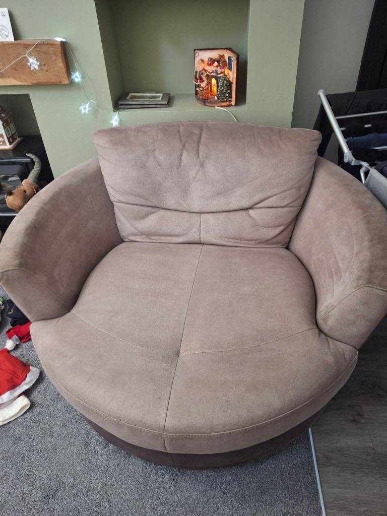 360 spinning cuddle chair 