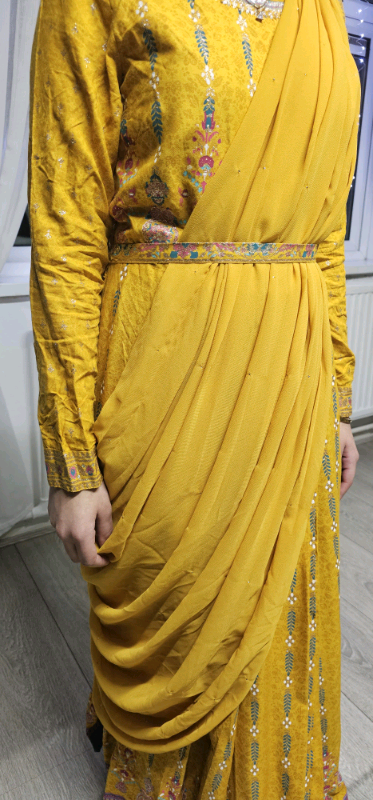 Sari like  party wedding maxi dress brand new size small