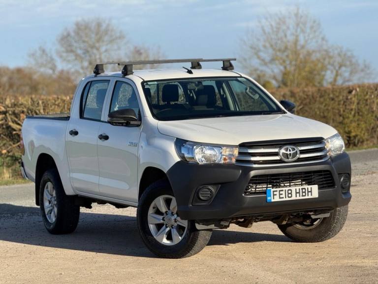 2018 Toyota Hilux 2.4 D-4D Active 4WD Euro 6 4dr (3.5t) PICKUP Diesel Manual