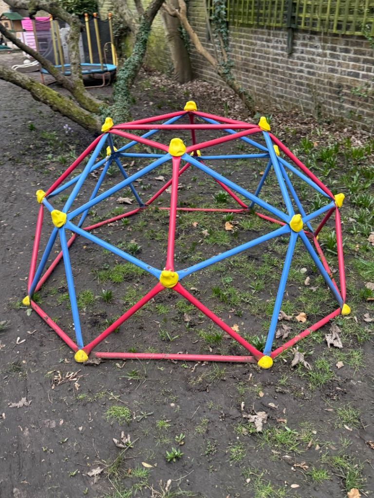 Outdoor climbing frame kids