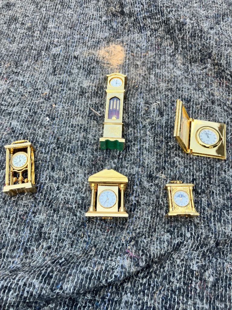Collection of 5 Miniature Gold Clocks – Good Condition