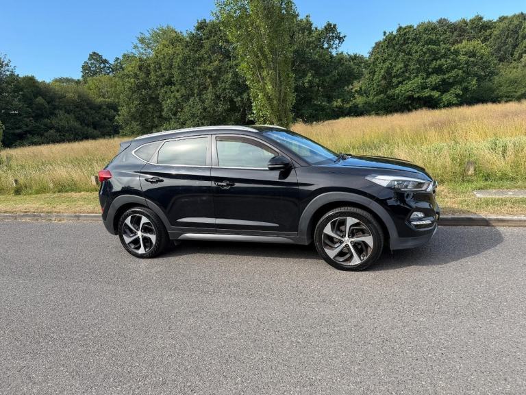 Hyundai Tucson 2.0 CRDi Premium 4WD Euro 6 5dr DIESEL MANUAL 2016/65