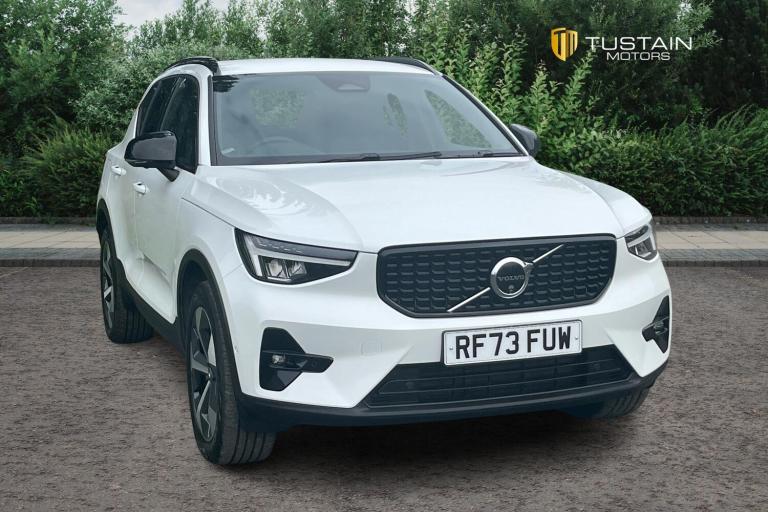  Volvo Xc40 2.0 B3 Mhev Plus Suv 5dr Petrol Hybrid Dct Auto Euro 6 s/s 163 Ps