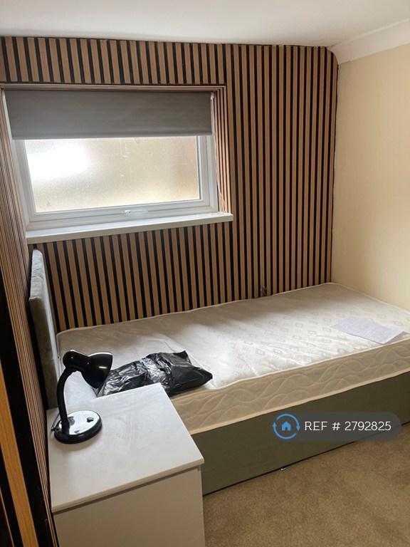 Studio flat in Victoria St, Harwich, CO12 (#2792825)