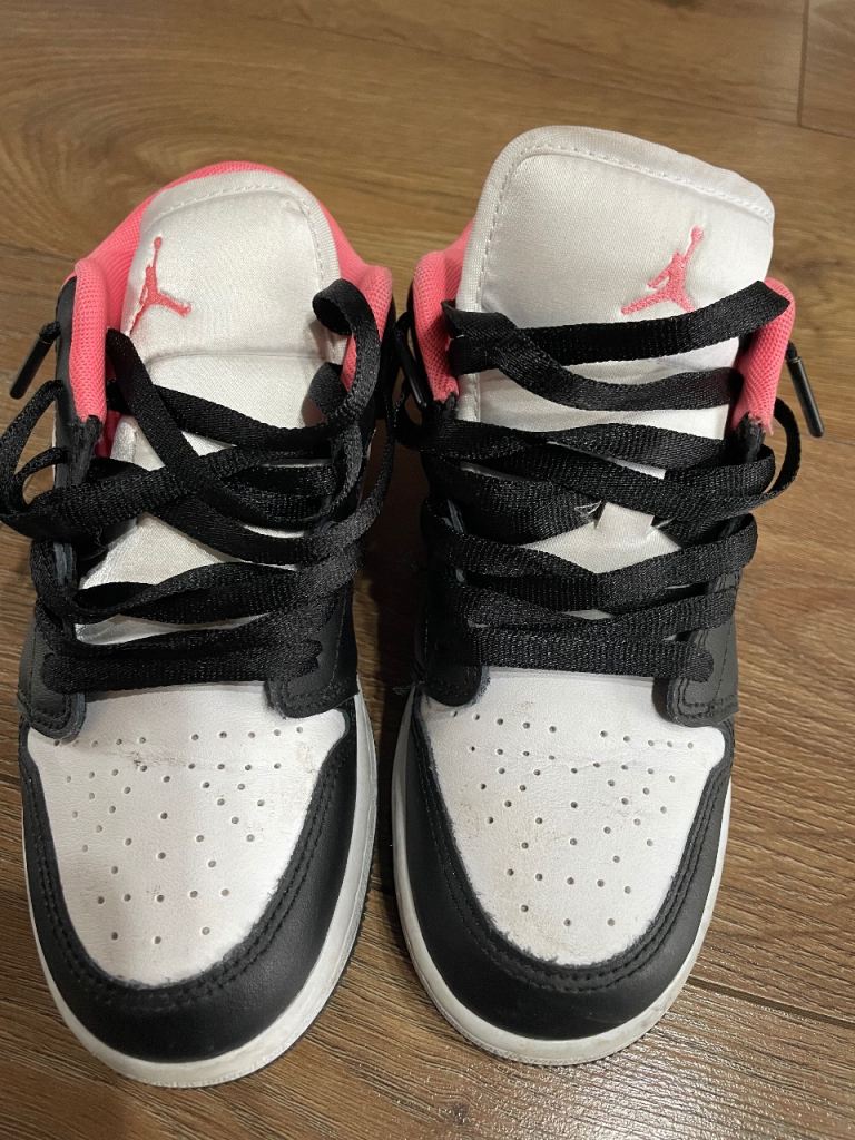 Older kids Jordan’s 3.5