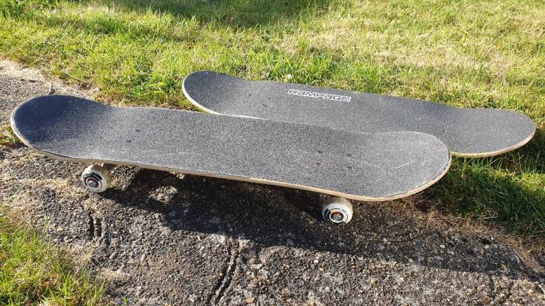 Multicoloured Skateboard with Extra Deck
