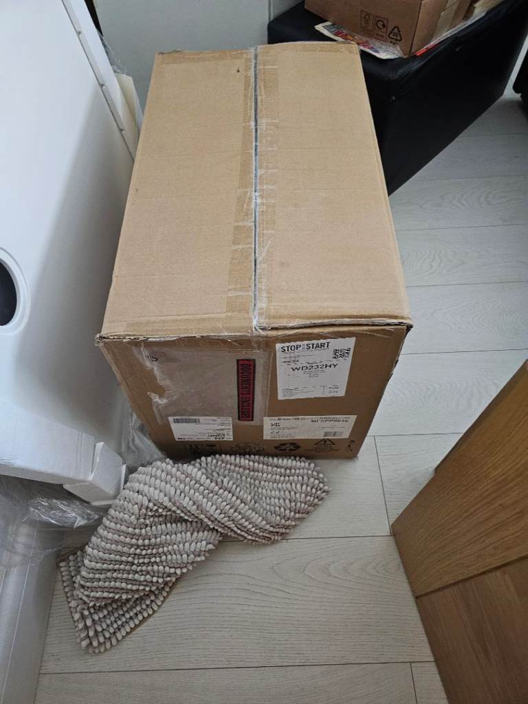 Brand New Back to Wall Close Coupled Toilet Pan and Cistern