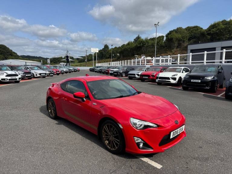 2016 16 TOYOTA GT86 2.0 BOXER D-4S 200PS Auto Coupe with only 38,000 miles