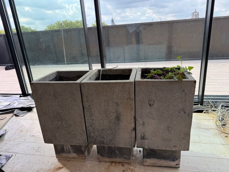 Planters stone 