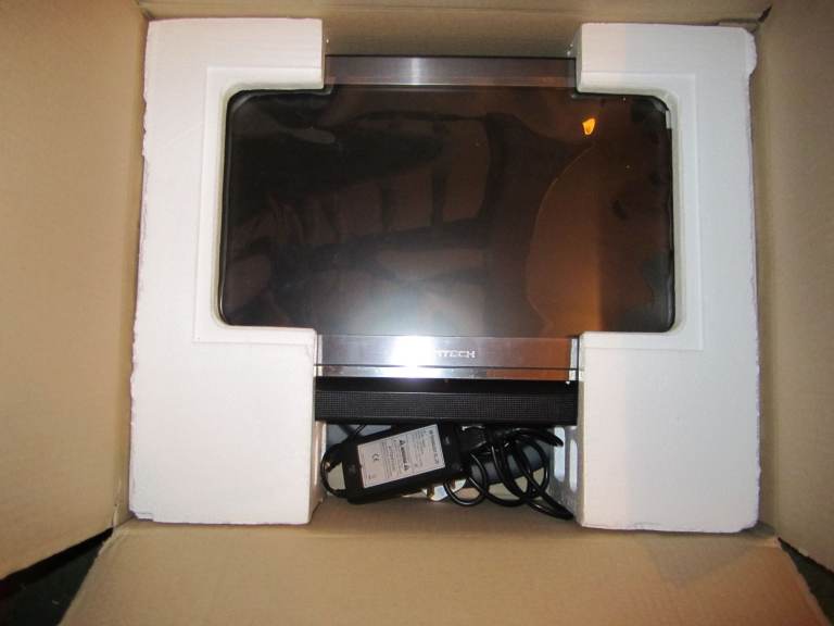 DM Tech 20" TFT LCD TV with Built in DVD Player