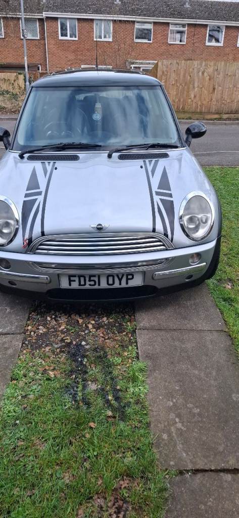 2001 MINI COOPER