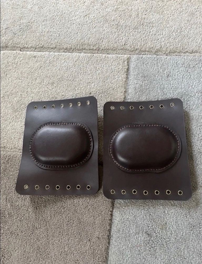 Flat Tanker Knee Pads bsa Douglas Enfield triumph Norton arial veteran girder