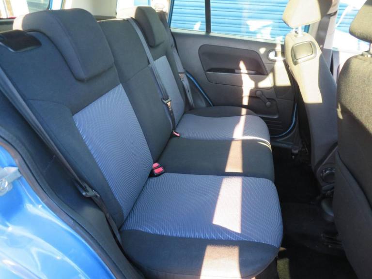 FORD FUSION 1.6 Zetec 5dr 2009