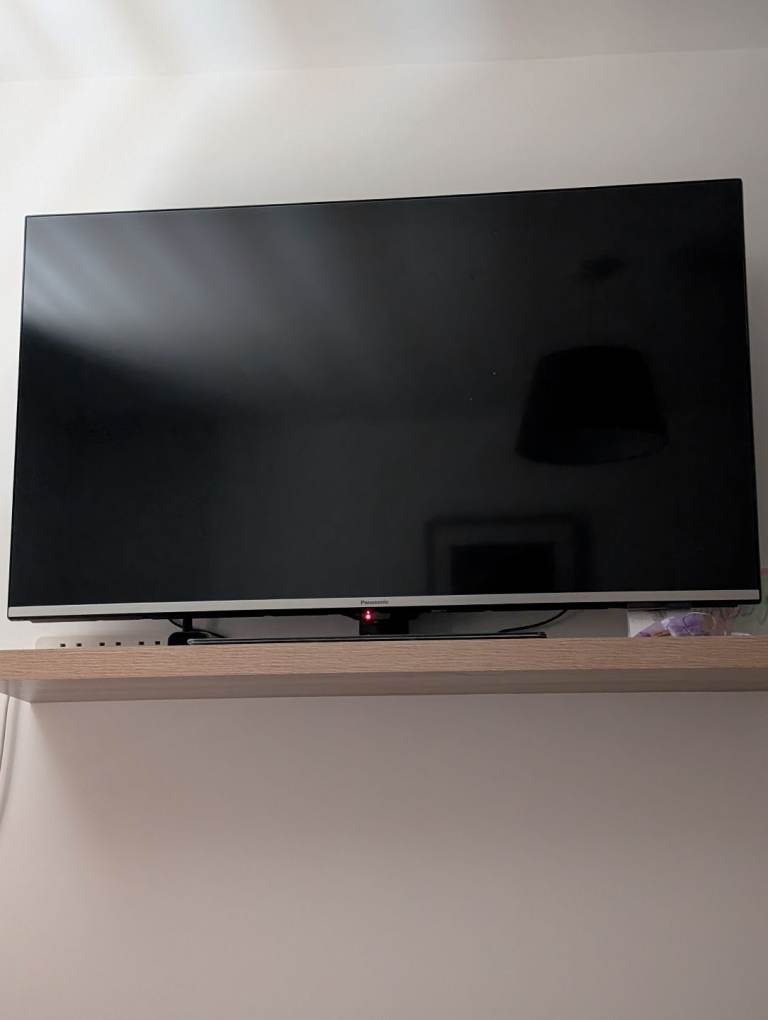 Panasonic 43 inch ultra 4k hd smart tv