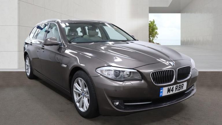 2013 BMW 5 Series 520d SE 5dr Step Auto ++ PRO MEDIA / NAV / LEATHER / PANROOF / 1 OWNER ESTATE D...