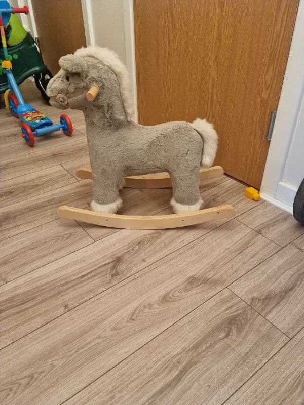 Rocking horse 