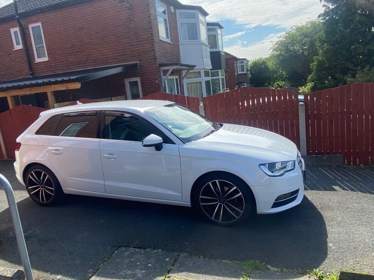 Audi, A3, Hatchback, 2016, Semi-Auto, 1395 (cc), 5 doors