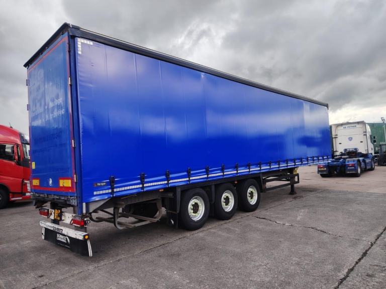 2016 Schmitz Curtainside trailer high galvanised Chassis front & rear lift axles