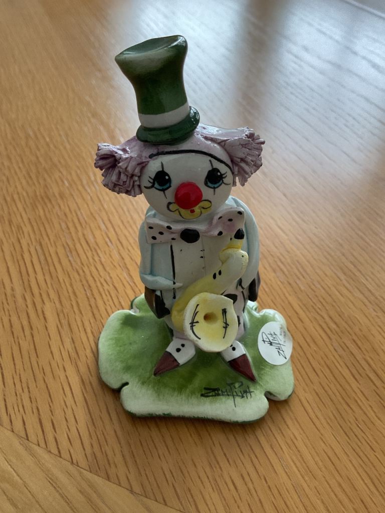 ZAMPIVA ceramic clown playing saxophone