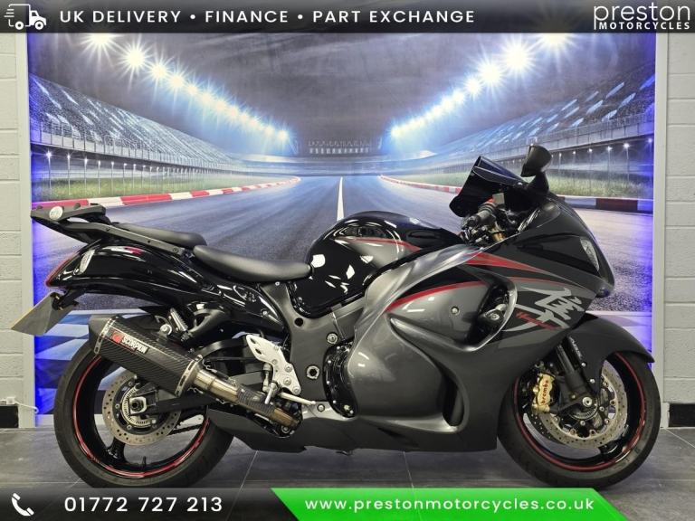 SUZUKI GSX1300R HAYABUSA