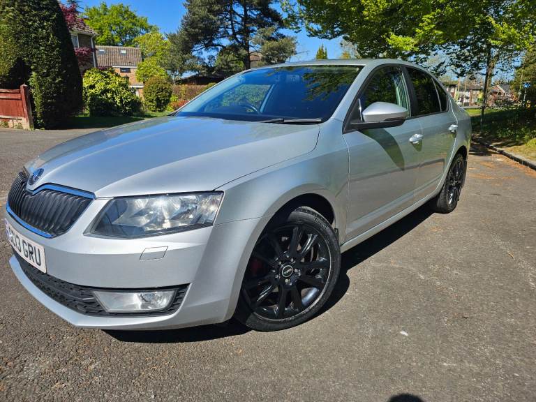 Skoda, OCTAVIA, Hatchback, 2013, Semi-Auto, 1968 (cc), 5 doors