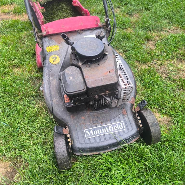 Mountfield 484 Petrol Lawnmower
