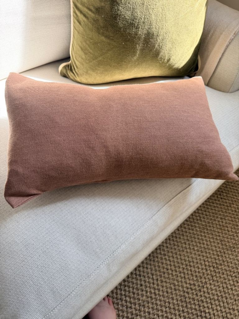 Cushion with feather inner cotton 50x30 