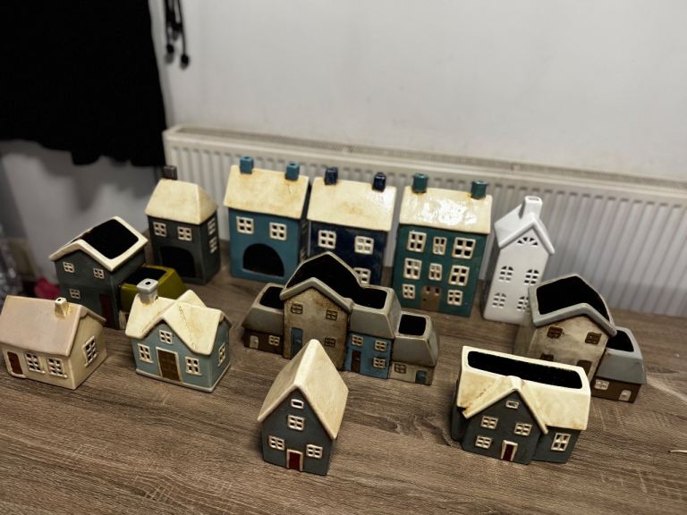 Ornaments Candle holders / storage 