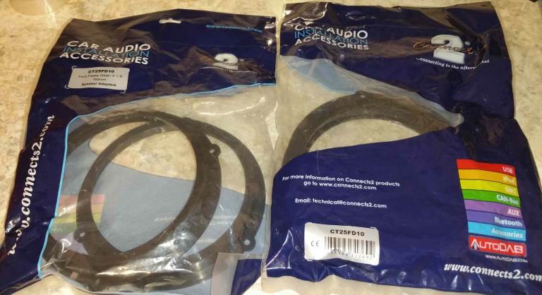 CT25FD10 Ford KA Fiesta 165mm Front Door Speaker Adaptor Ring Pair