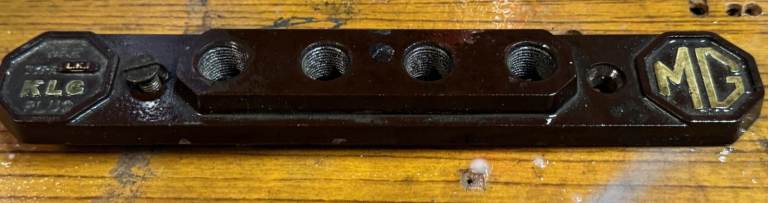 MG classic car spark plug holder