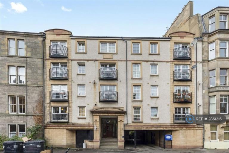 2 bedroom flat in Blackwood Crescent, Edinburgh, EH9 (2 bed) (#2861316)