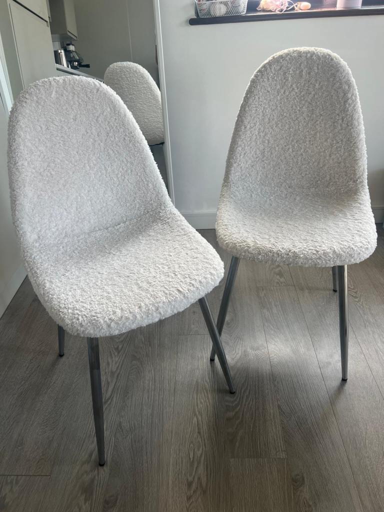 Chairs x2