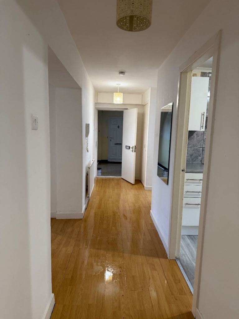 Two bedroom furnished/unfurnished flat for rent in Motherwell 