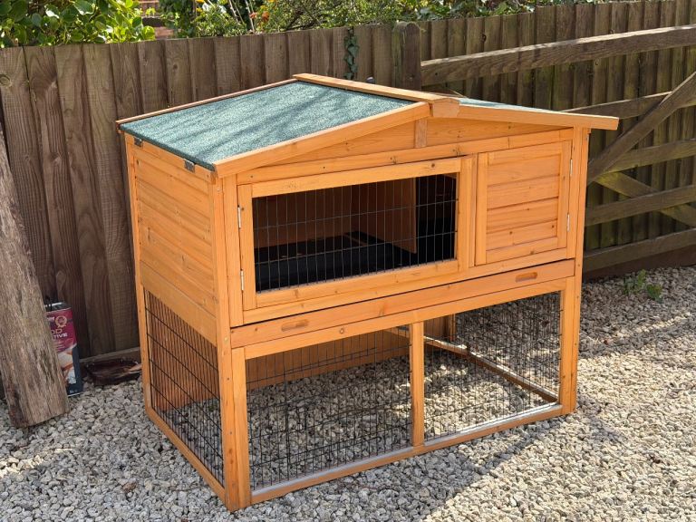 Rabbit Hutch - Guinea Pig Hutch
