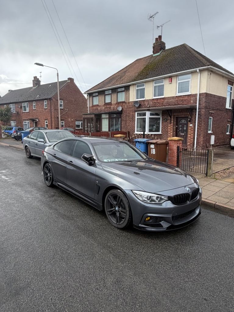 Genuine 442m alloy wheels