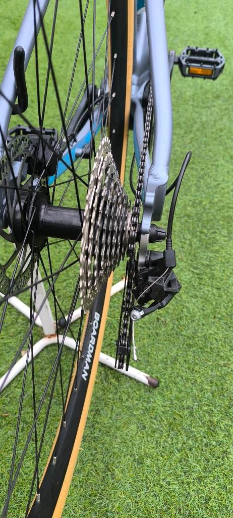 Boardman ADV 8.9E Hybrid - Electric Bike