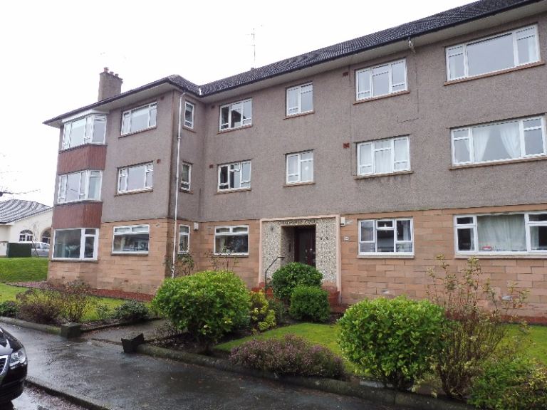 3 bedroom flat in Dorchester Place, Kelvindale, Glasgow, G12 0BW