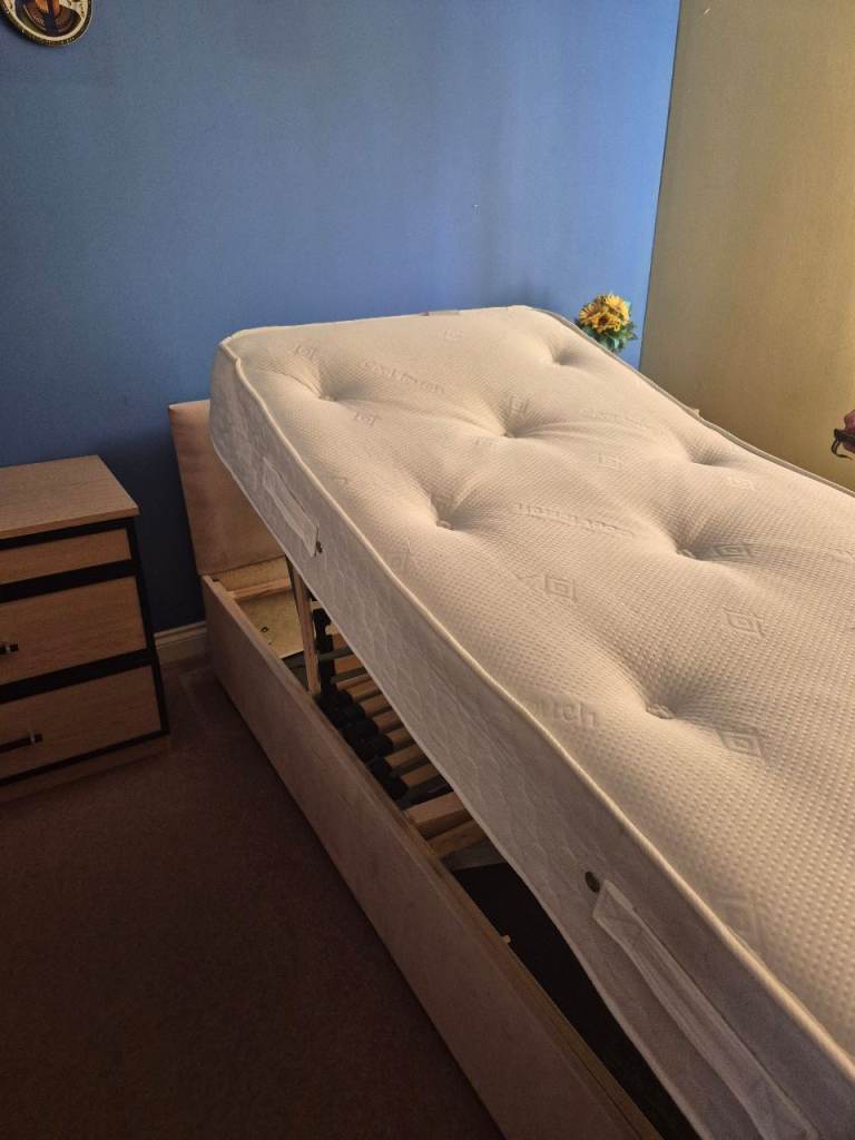 Single electric adjustable bed 