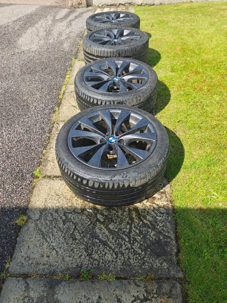 Genuine BMW 20" X5 E70 227M Black Alloys with 4 Bridgestone Run Flat Tyres. £600.